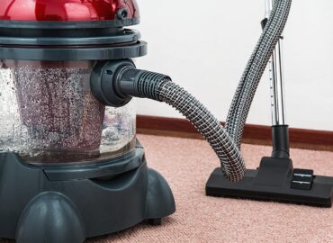 electrical vacuum cleaner