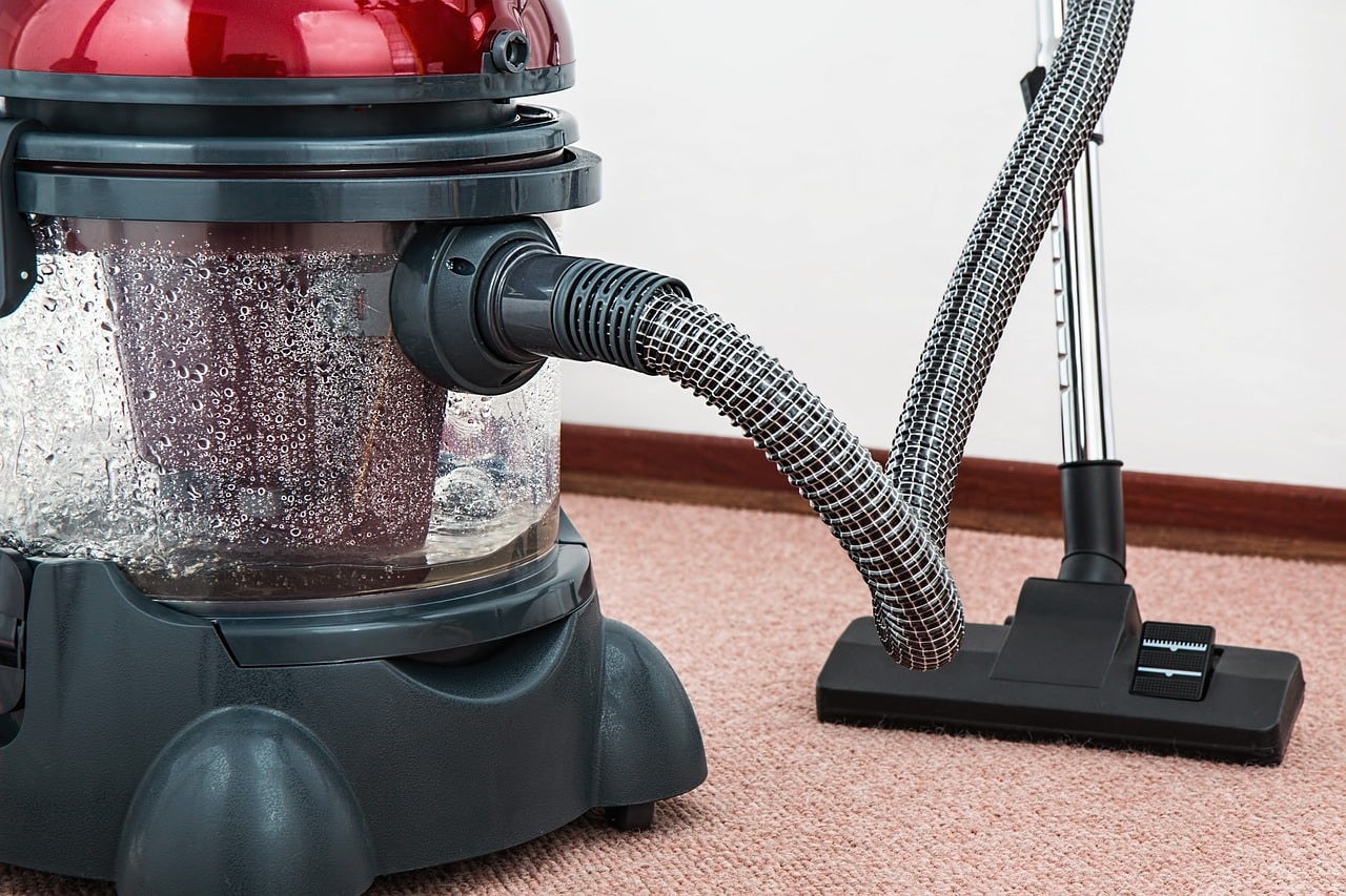 electrical vacuum cleaner